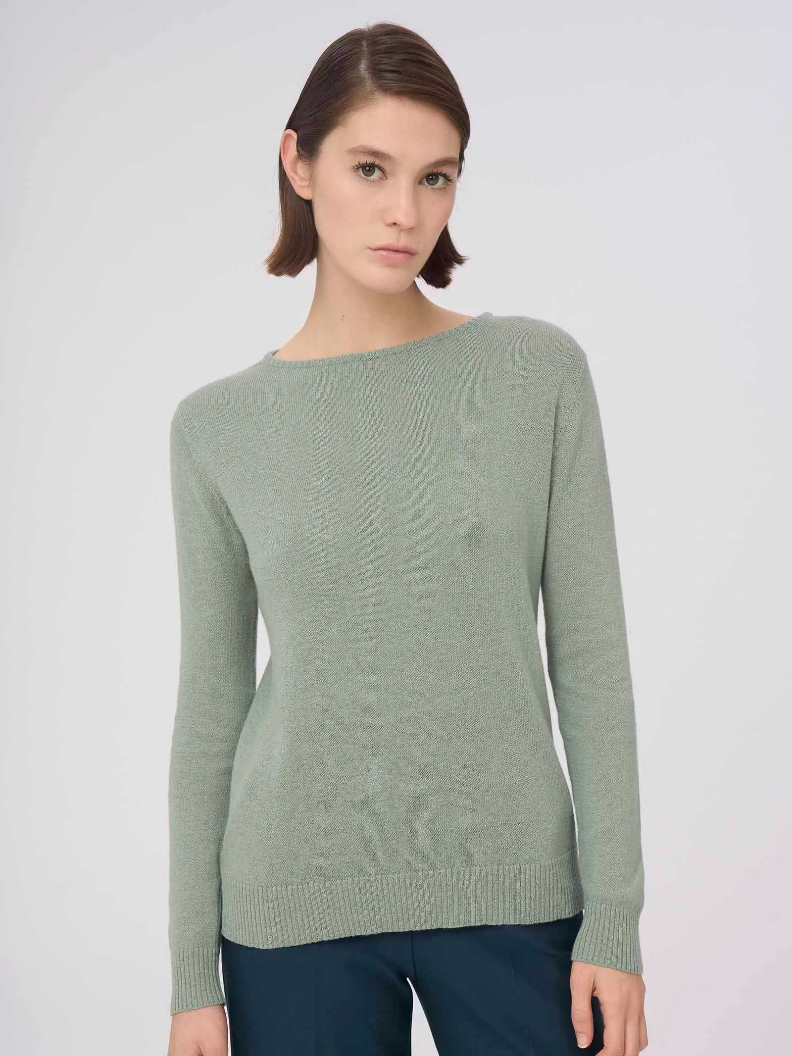 Kombu Green Nice Wool Boat Neck Sweater