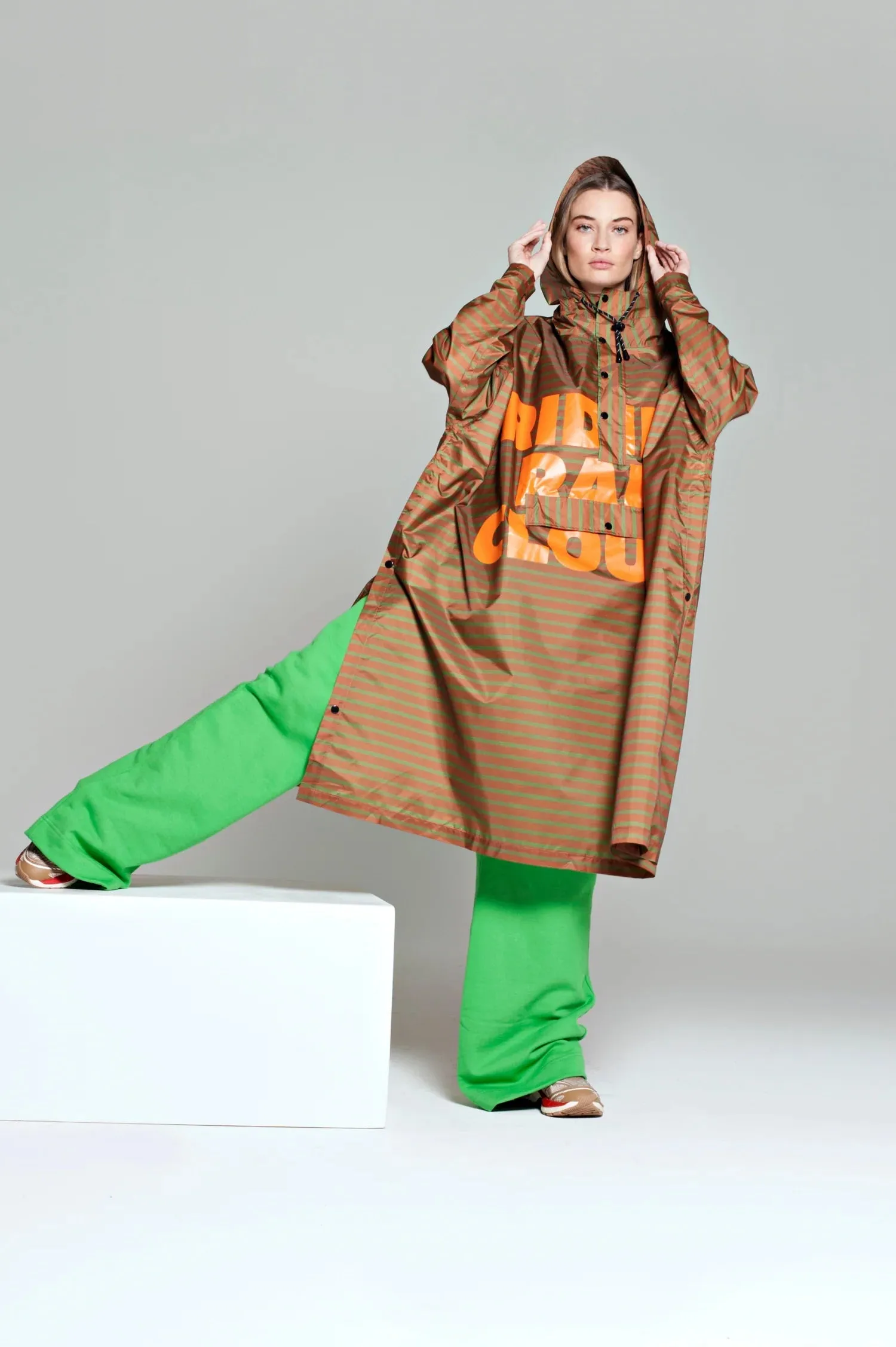 Eco-Friendly Rainkiss Unisex Poncho - Green