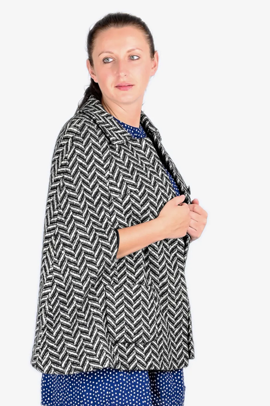 Retro 1960s Black White Wool Cape Brick