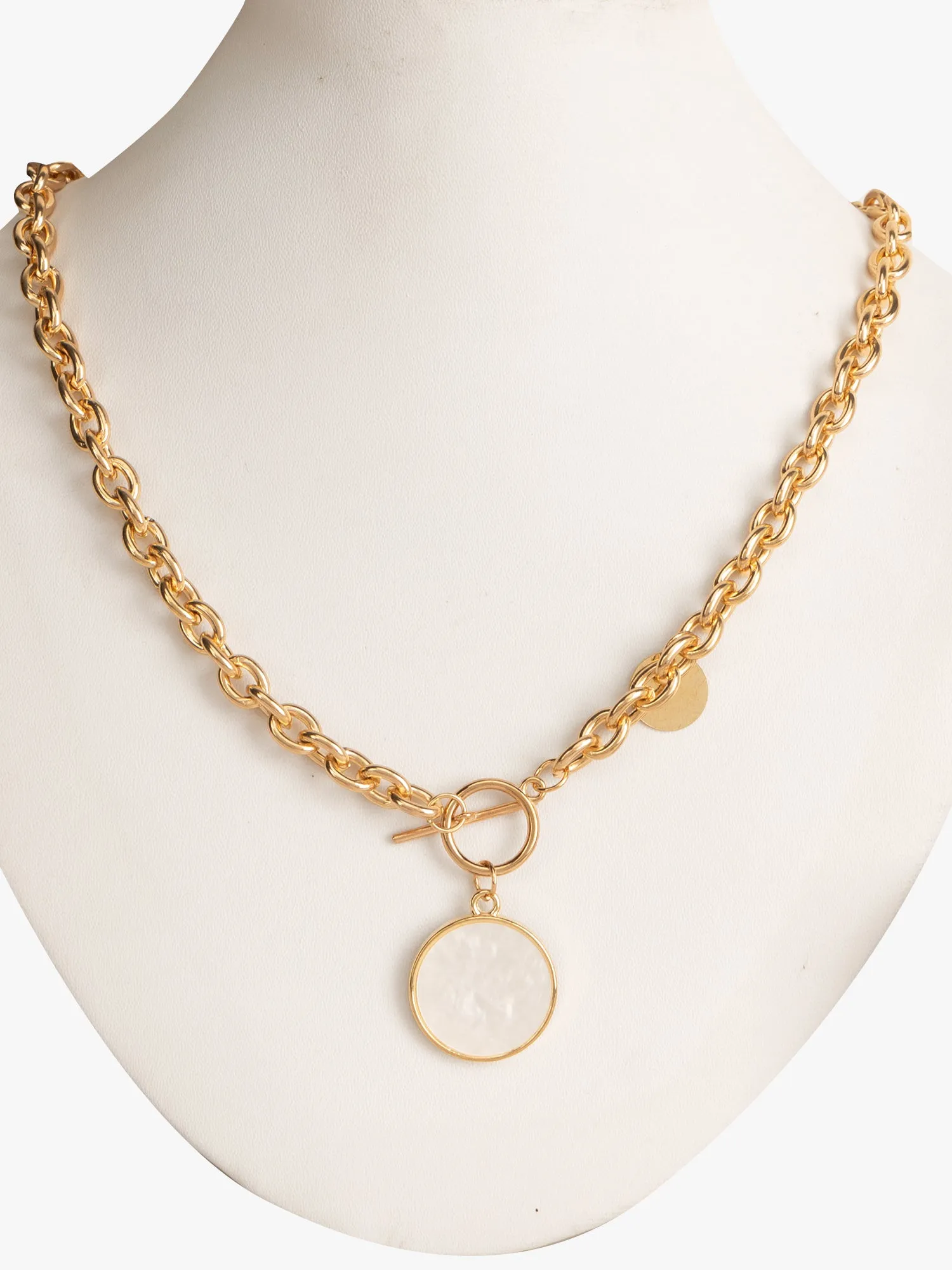 Shimmering Gold Necklace