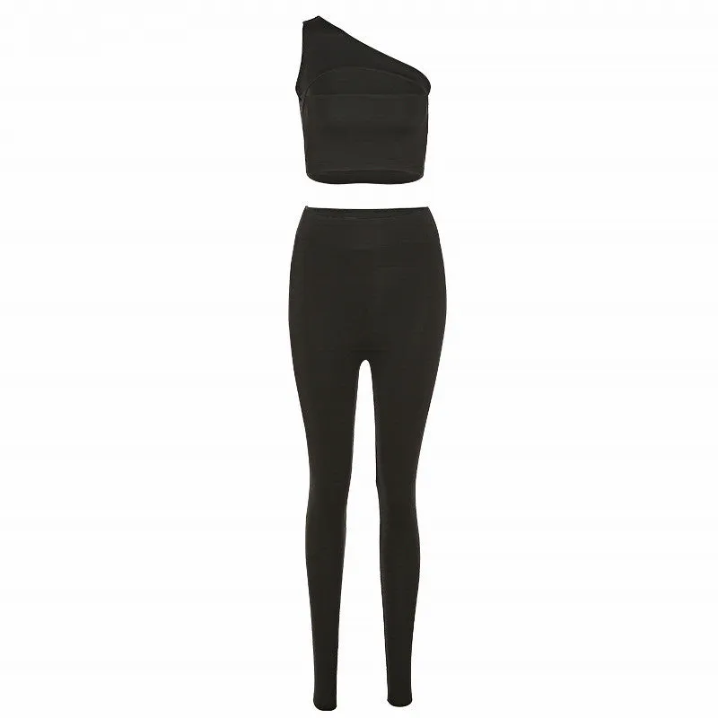 Strapless Crop Tops for Women in Sports Trousers Outfit