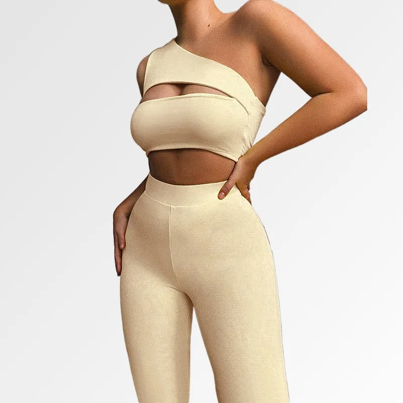 Strapless Crop Tops for Women in Sports Trousers Outfit