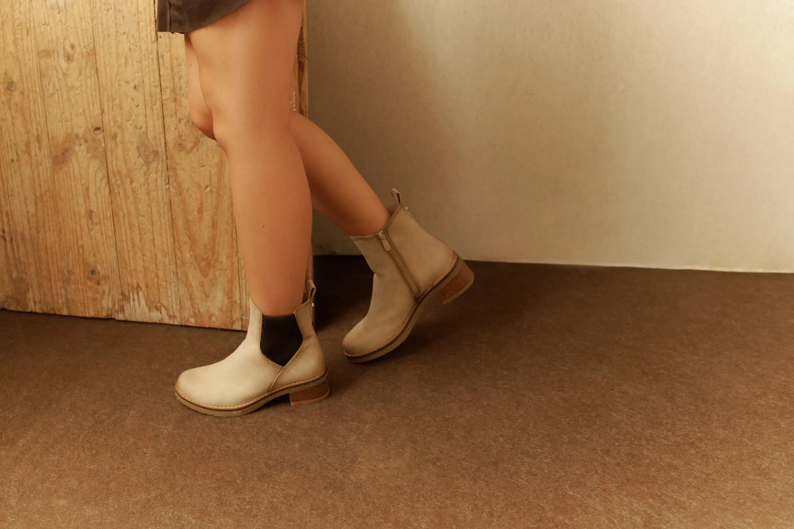 Beige Elastic Chelsea Boots, Low Heel for Women, Model ETIKA LYON