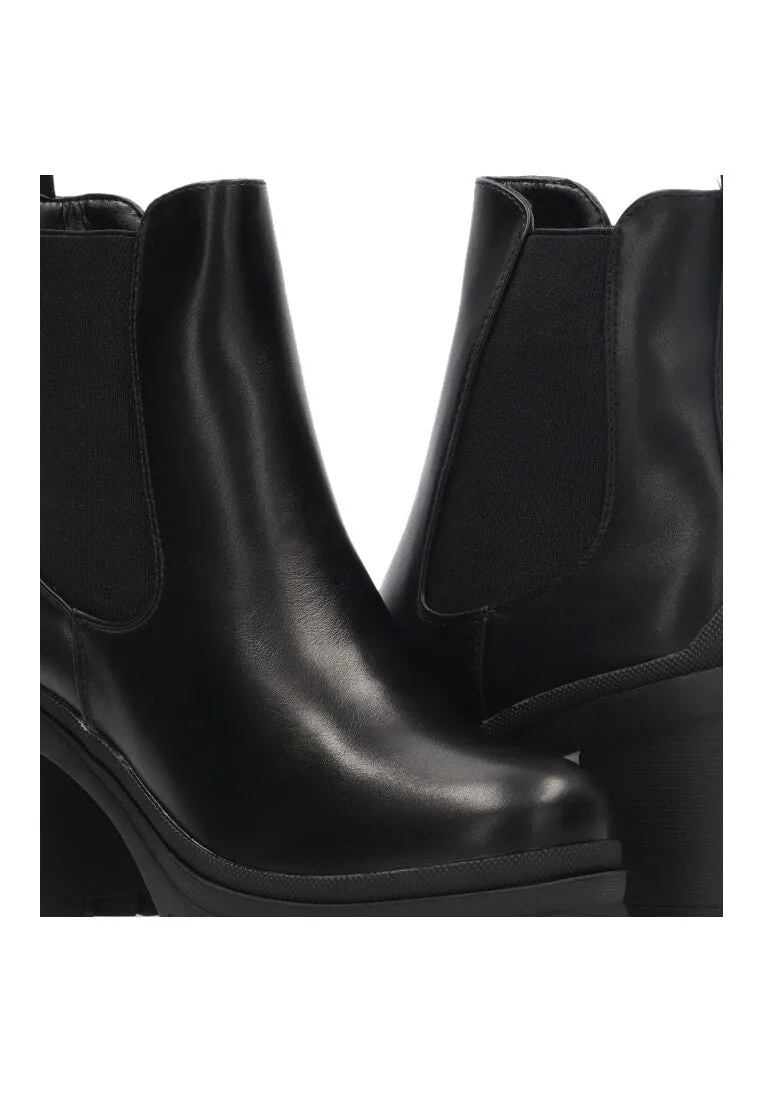 Black Elastic Chelsea Boots, Medium Heel for Women, Model LISSE