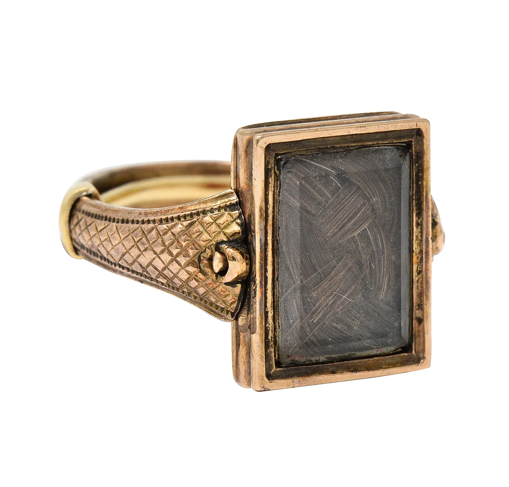 Yellow Gold Band Ring with Coral and Onyx